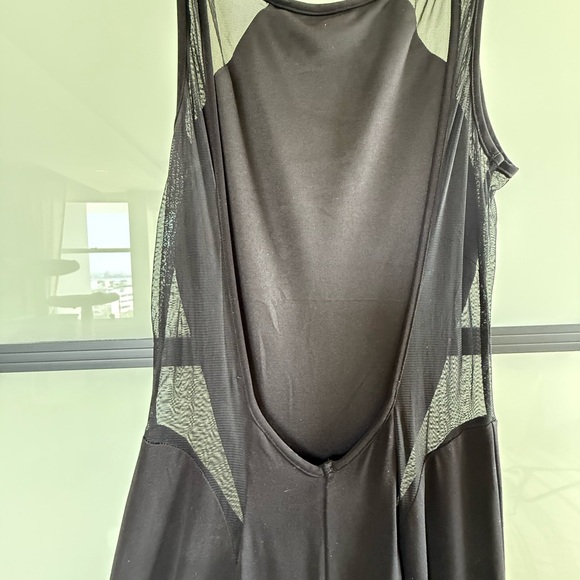 Beautiful black and mesh evening dress size Small - Picture 4 of 5